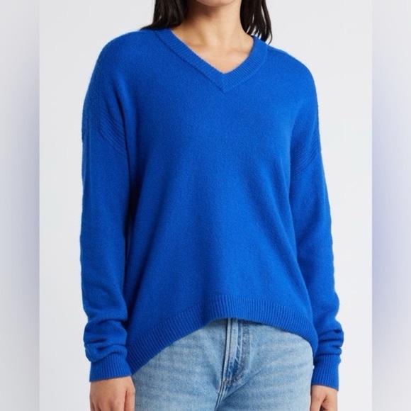 Nordstrom Brand Caslon 100% Cashmere Sweater - Picture 1 of 5